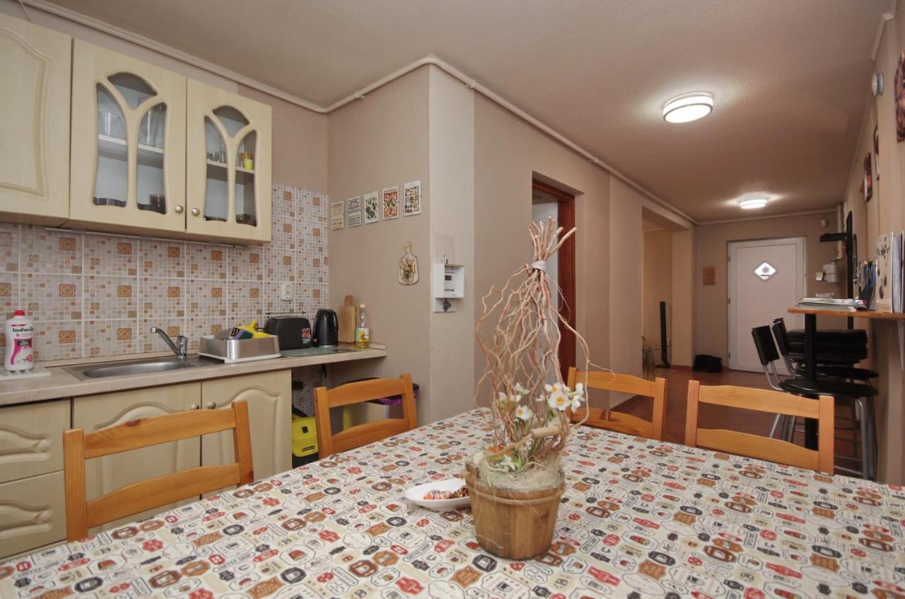 Bodza Apartman ยูลา ภายนอก รูปภาพ