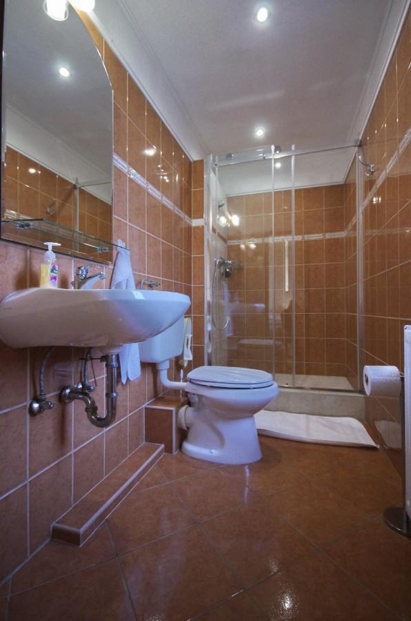 Bodza Apartman ยูลา ภายนอก รูปภาพ